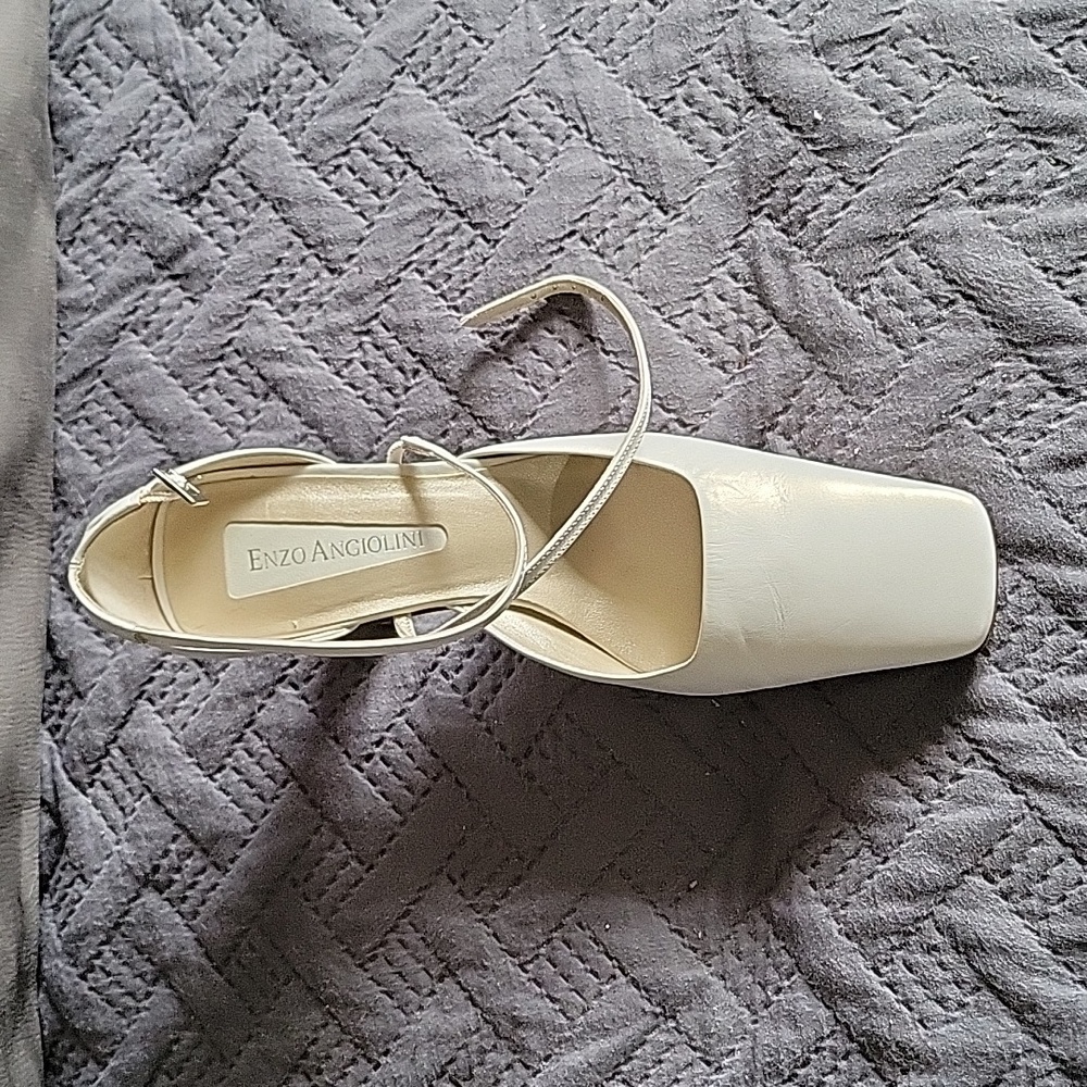 Enzo Angiolini square toe pumps size 6m - Picture 2 of 4